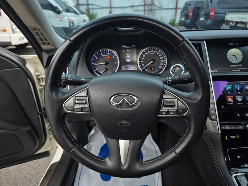 Infiniti Q50