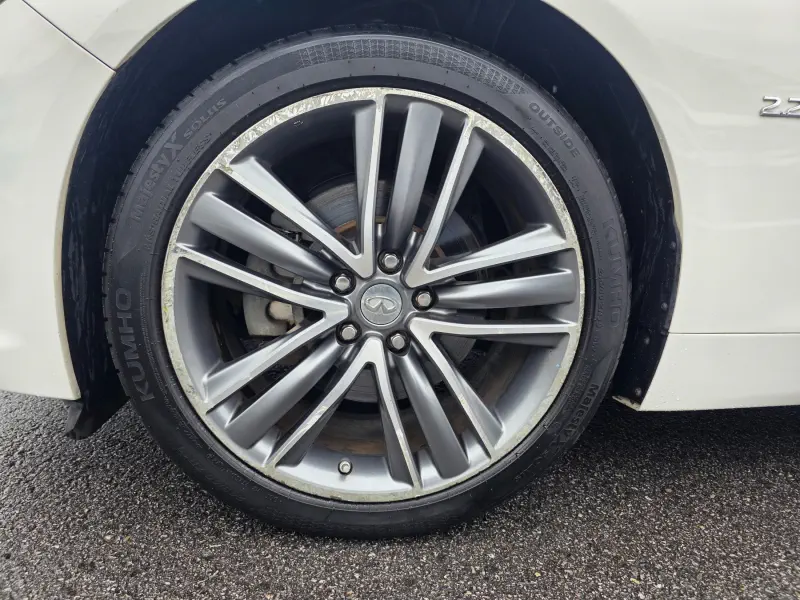 Infiniti Q50