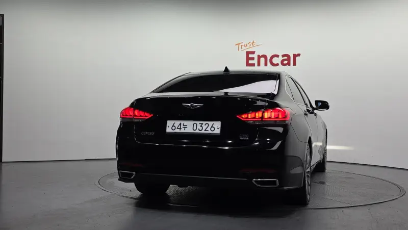 Hyundai Genesis