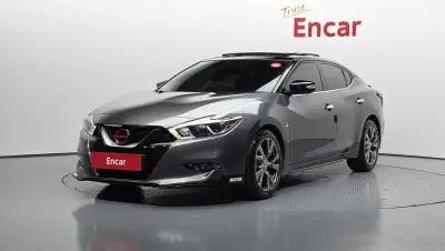 Nissan MAXIMA