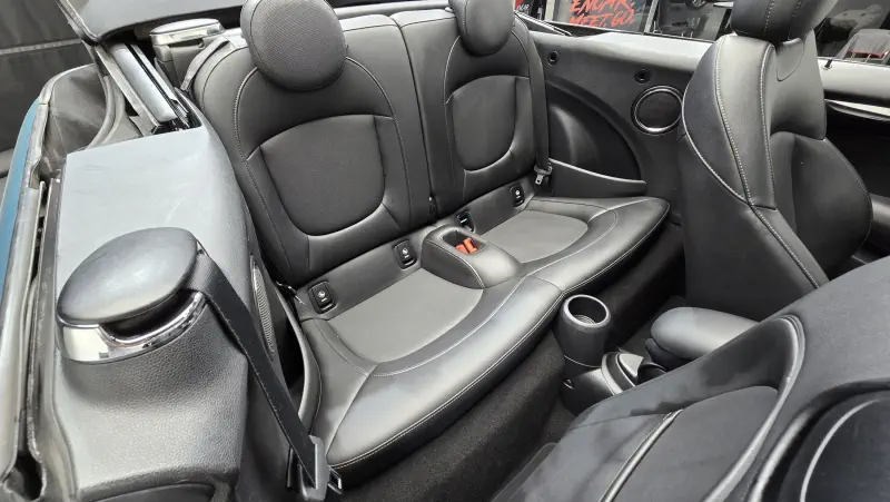 MINI Cabrio