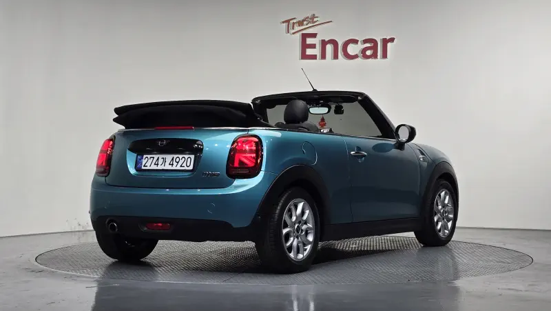 MINI Cabrio