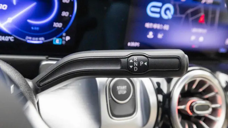 Mercedes-Benz EQB