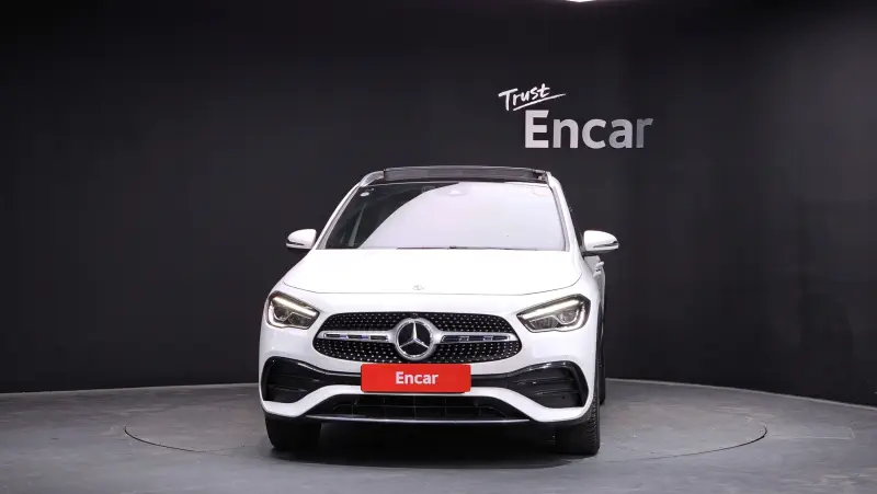 Mercedes-Benz GLA-Class