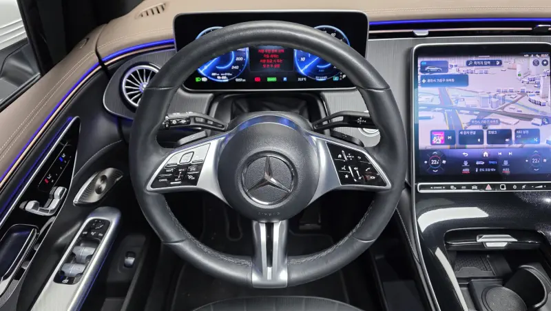 Mercedes-Benz EQE