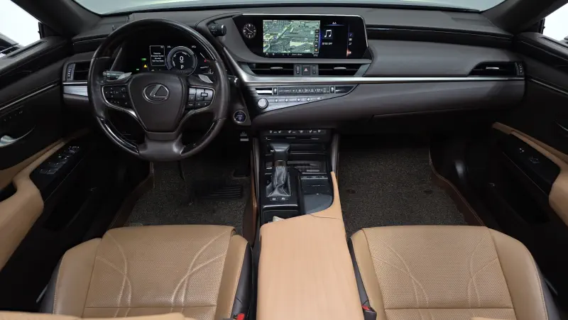 Lexus ES300h
