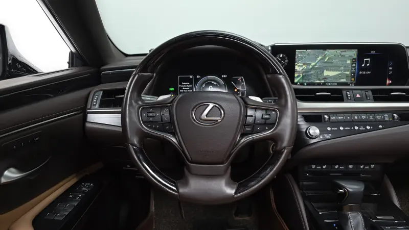 Lexus ES300h