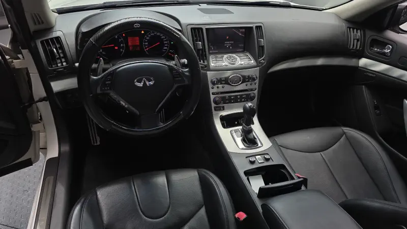 Infiniti G37