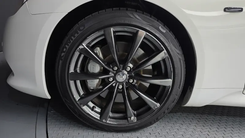 Infiniti G37