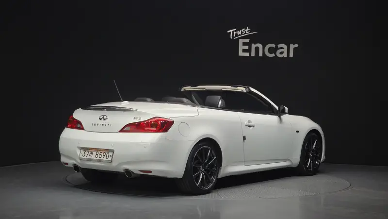 Infiniti G37