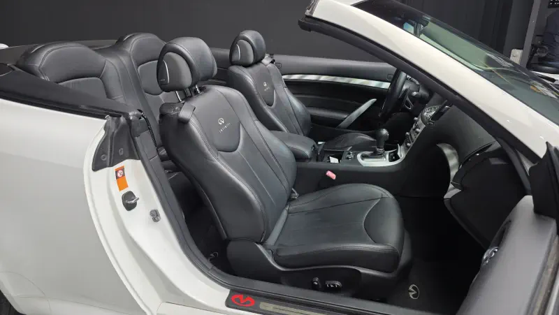 Infiniti G37