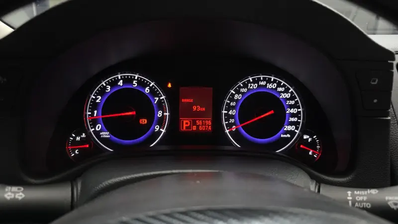 Infiniti G37