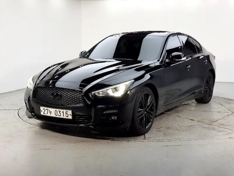 Infiniti Q50