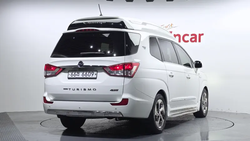 SsangYong Korando Turismo