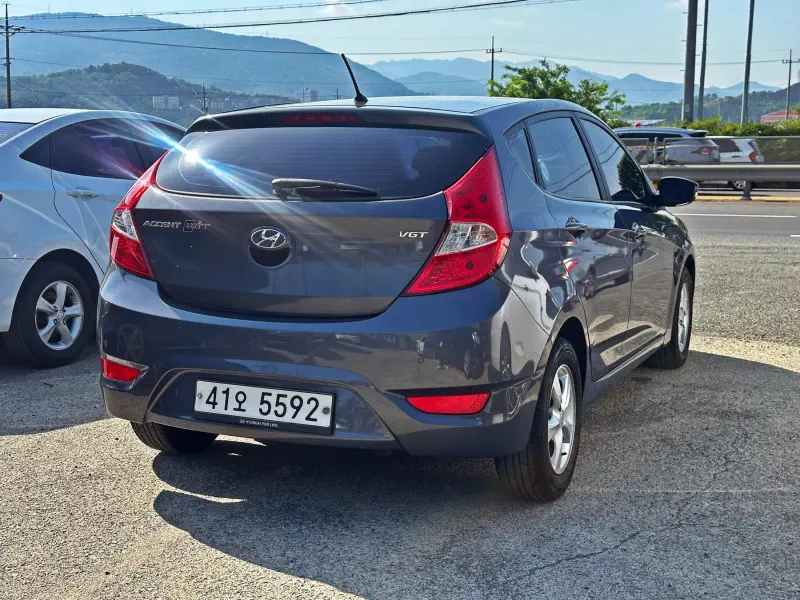 Hyundai Accent
