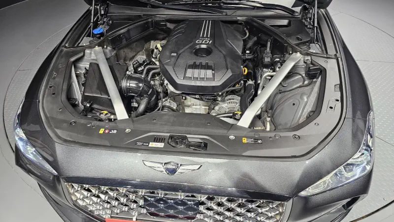 Genesis G70