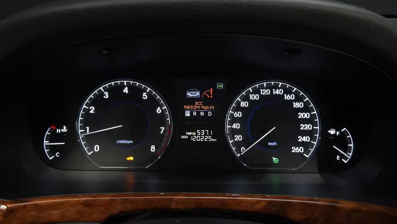 Hyundai Equus