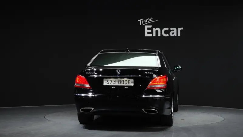 Hyundai Equus