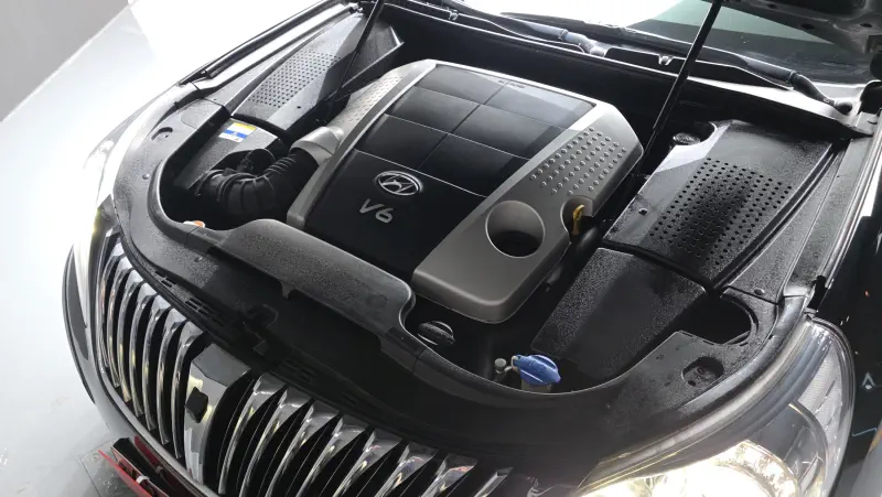 Hyundai Equus