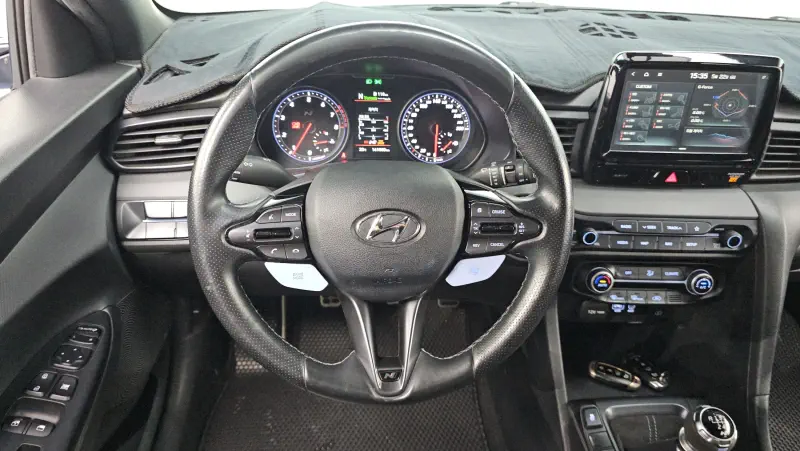 Hyundai Veloster