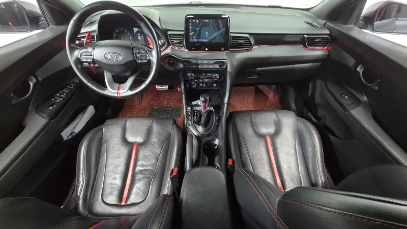 Hyundai Veloster