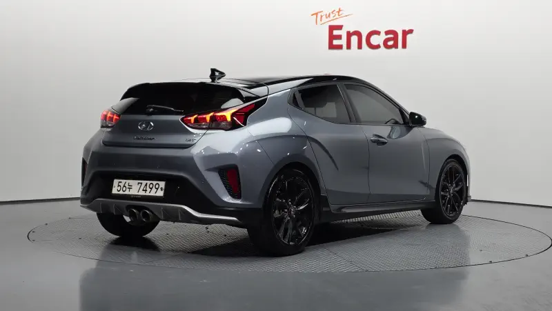 Hyundai Veloster