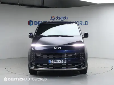 Hyundai Staria
