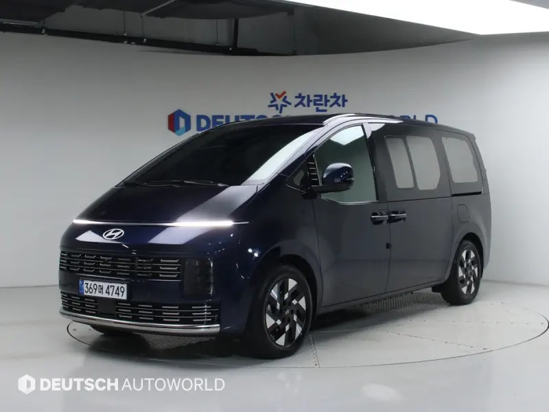 Hyundai Staria