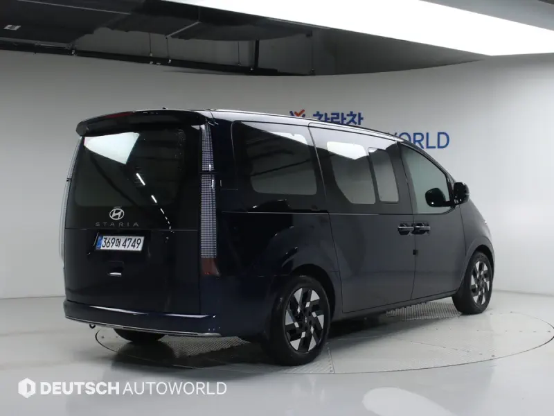 Hyundai Staria