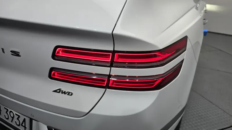 Genesis GV80