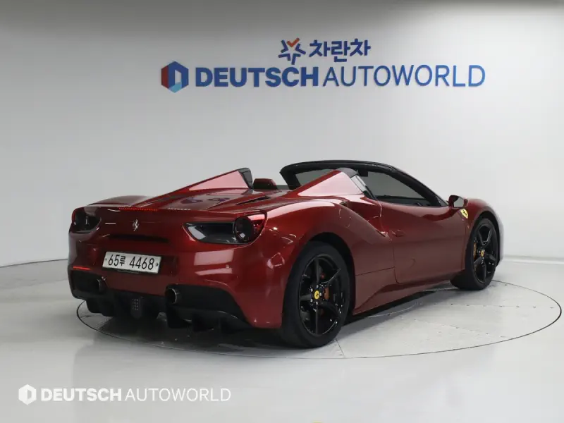 Ferrari 488