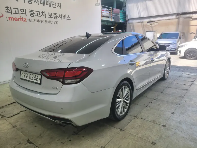 Hyundai Aslan
