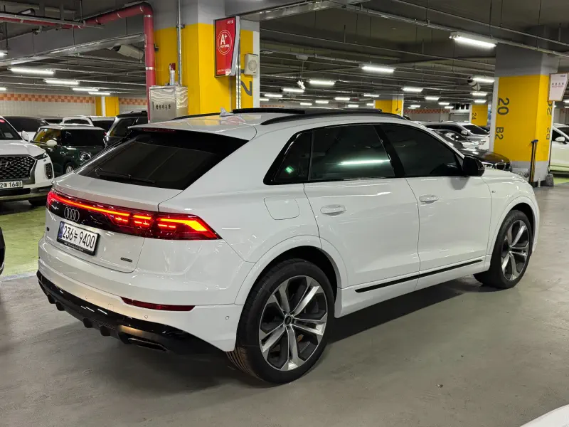 Audi Q8