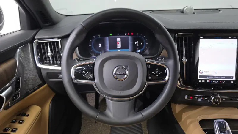 Volvo S90