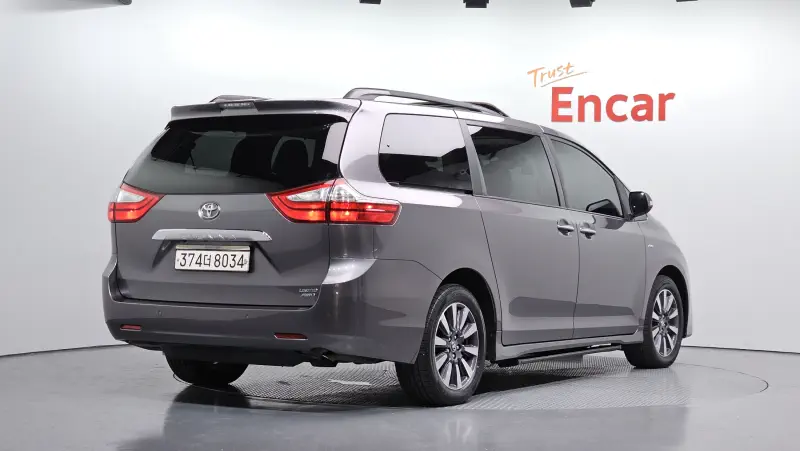 Toyota Sienna