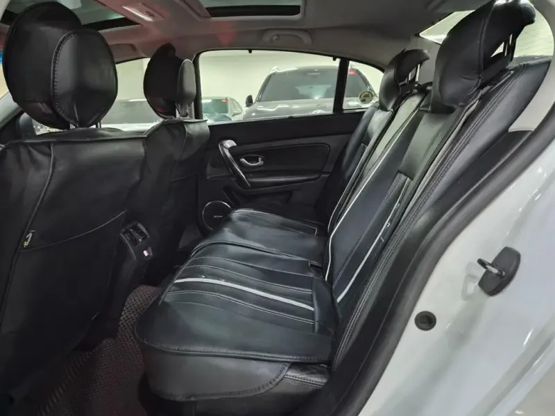 Renault Samsung SM5