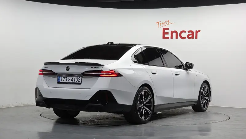 BMW 5-Series