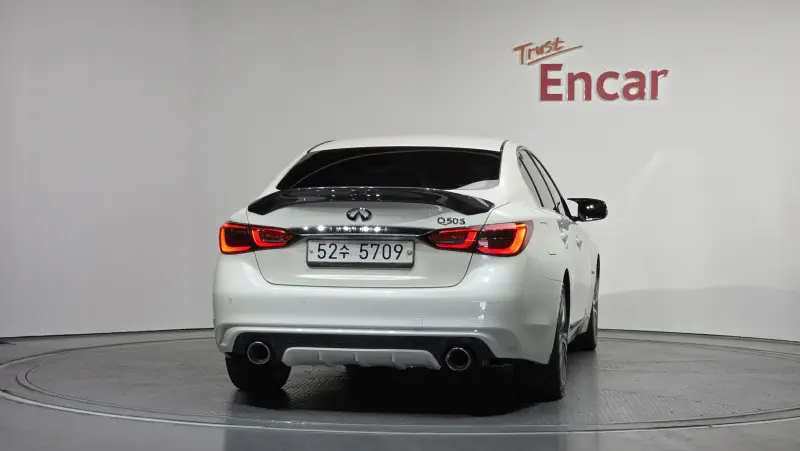 Infiniti Q50