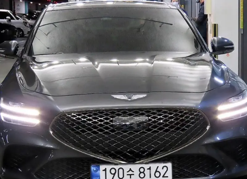 Genesis G70