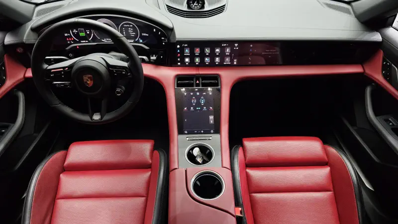 Porsche Taycan