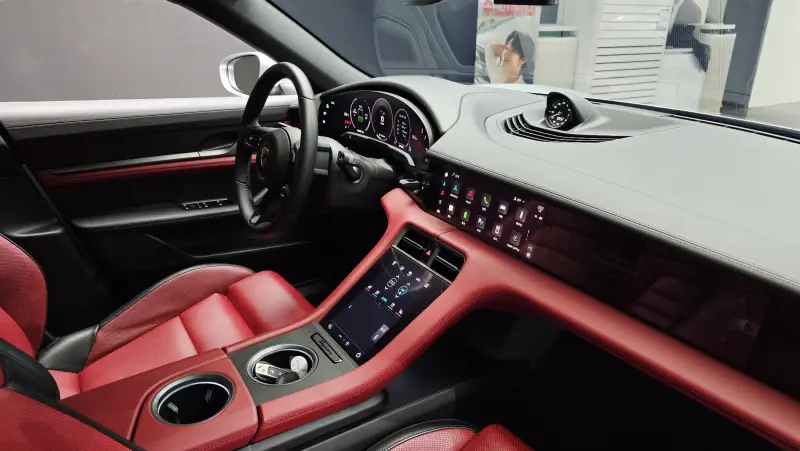 Porsche Taycan