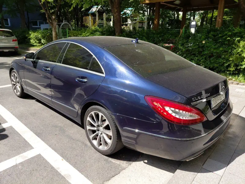 Mercedes-Benz CLS-Class
