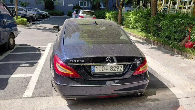 Mercedes-Benz CLS-Class