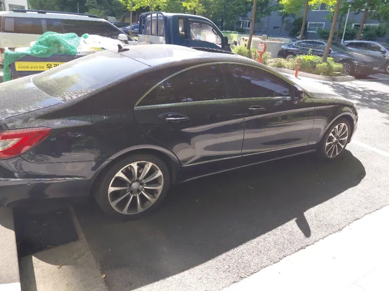 Mercedes-Benz CLS-Class