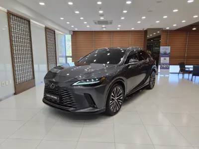 Lexus RX450h+