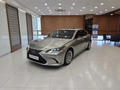 Lexus ES300h