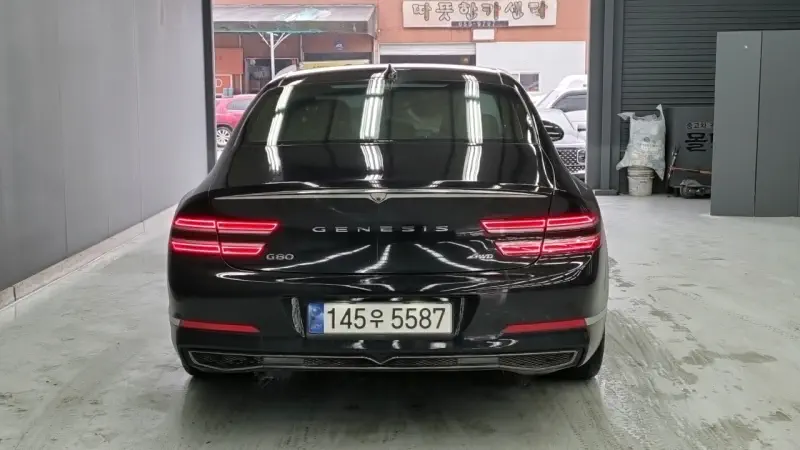 Genesis G80