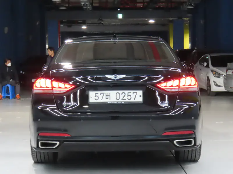 Hyundai Genesis
