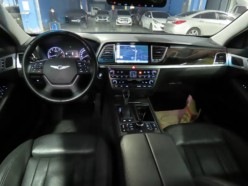 Hyundai Genesis