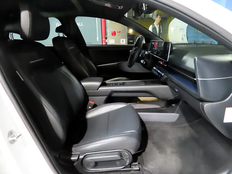 Hyundai Ioniq 6